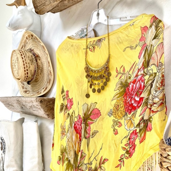 Sweet Gypsy Floral Coverup - Picture 2 of 12